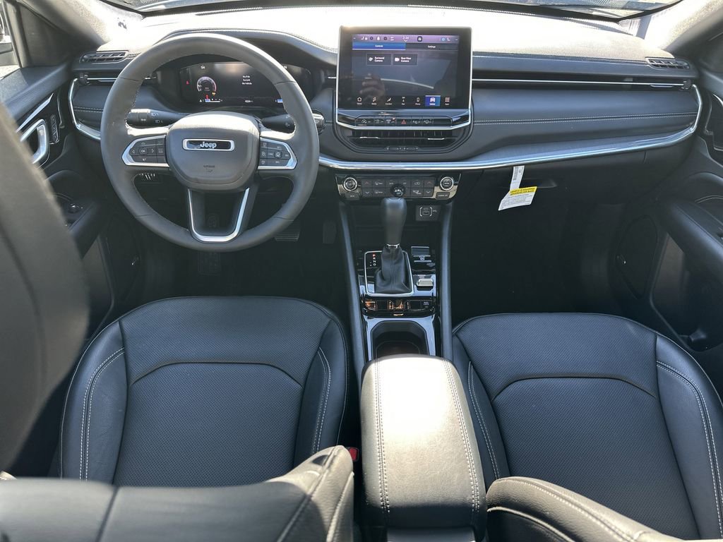 Used 2023 Jeep Compass High Altitude w/ Driver Assist Group I image 24