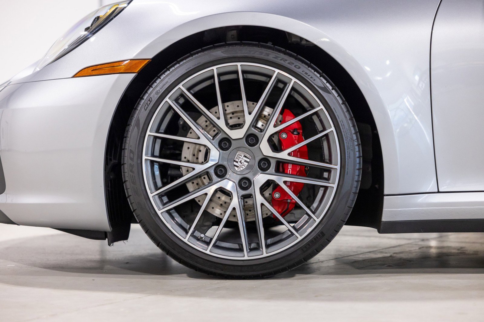 Used 2024 Porsche 911 Carrera S w/ Sport Package image 14