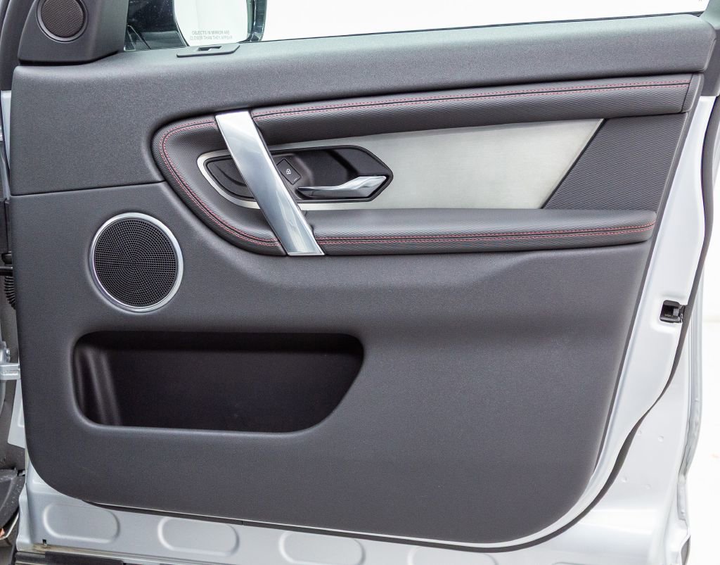 Used 2023 Land Rover Discovery Sport S R-Dynamic image 30