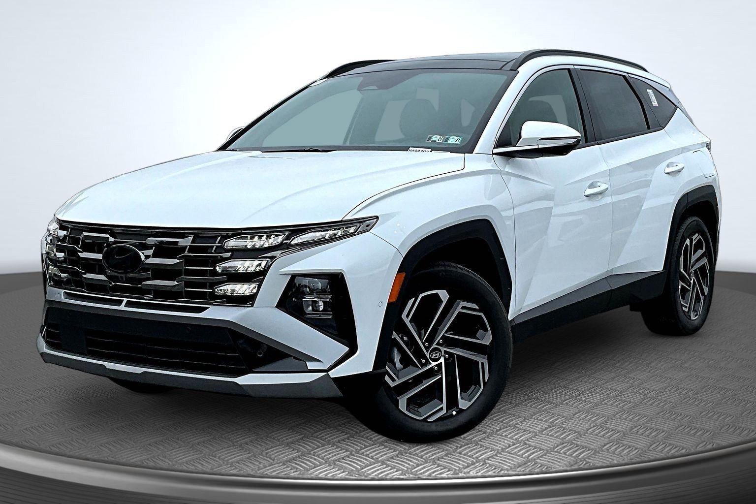 New 2026 Hyundai Tucson Limited AWD/4WD image 1