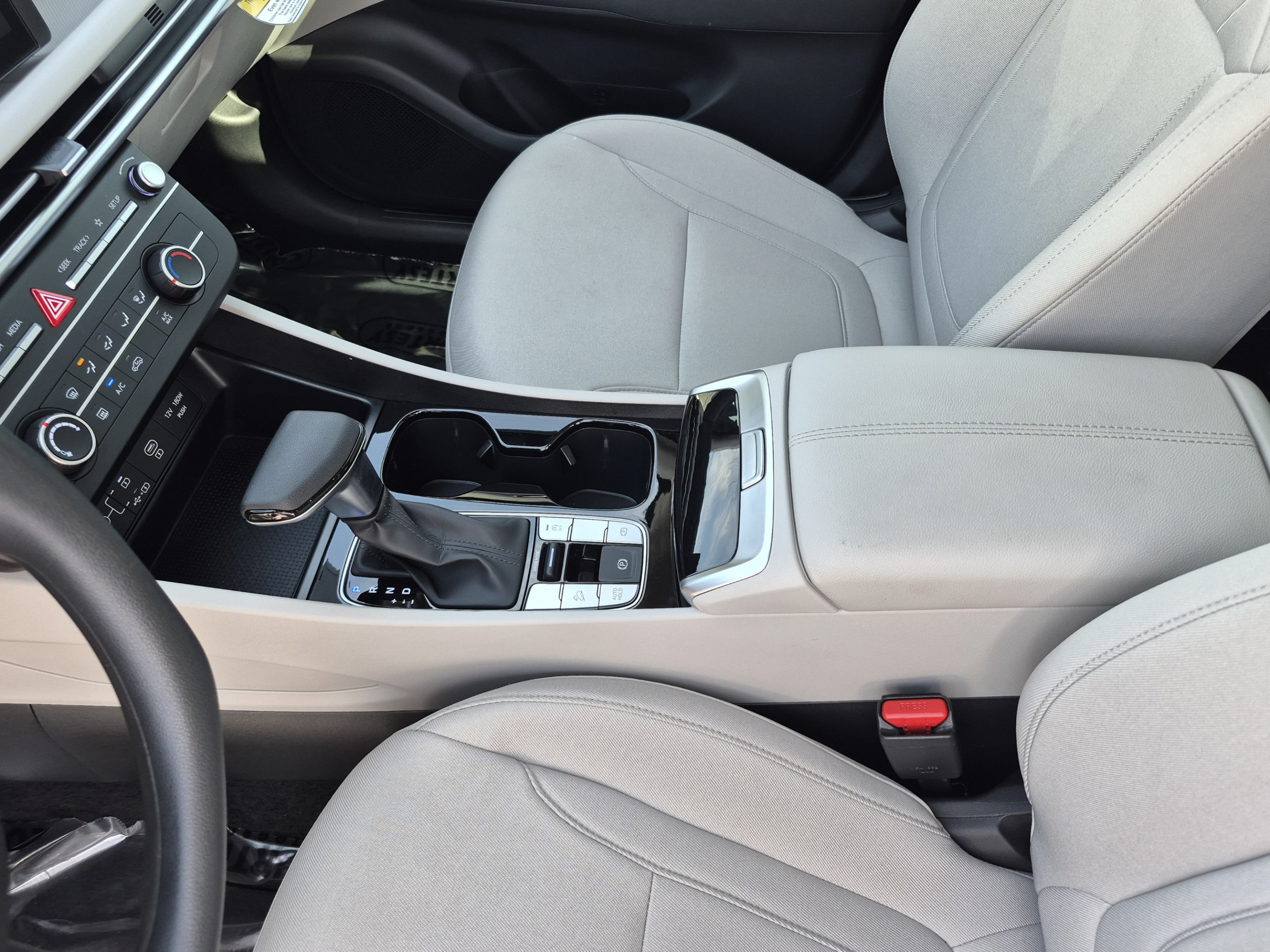 Certified 2026 Hyundai Tucson SE FWD image 21