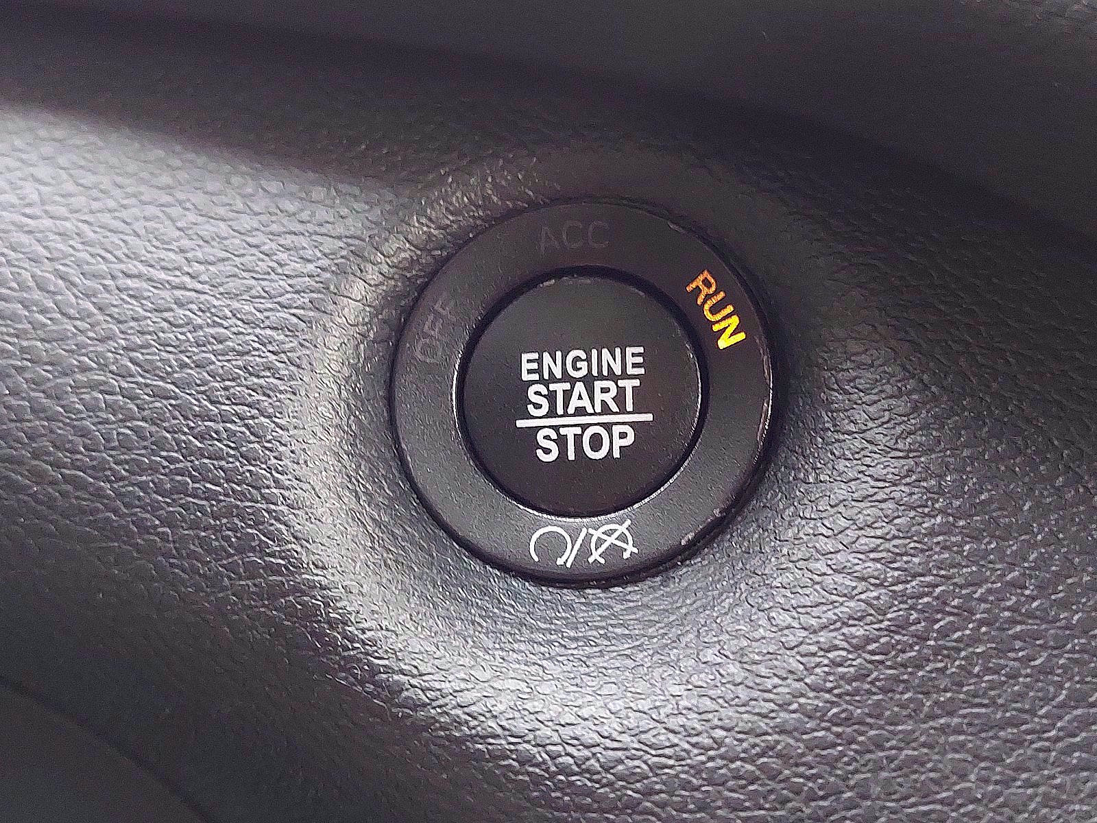 Certified 2019 Jeep Cherokee Limited image 23