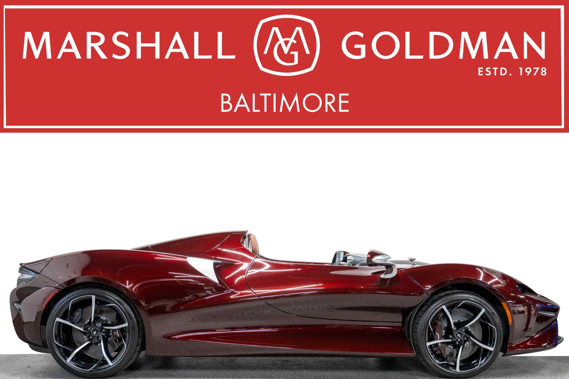Used 2021 McLaren Elva RWD image 1