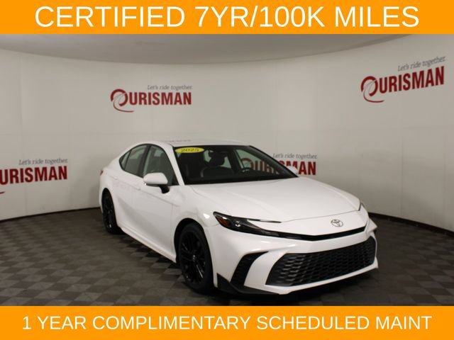 Used 2025 Toyota Camry SE FWD image 11