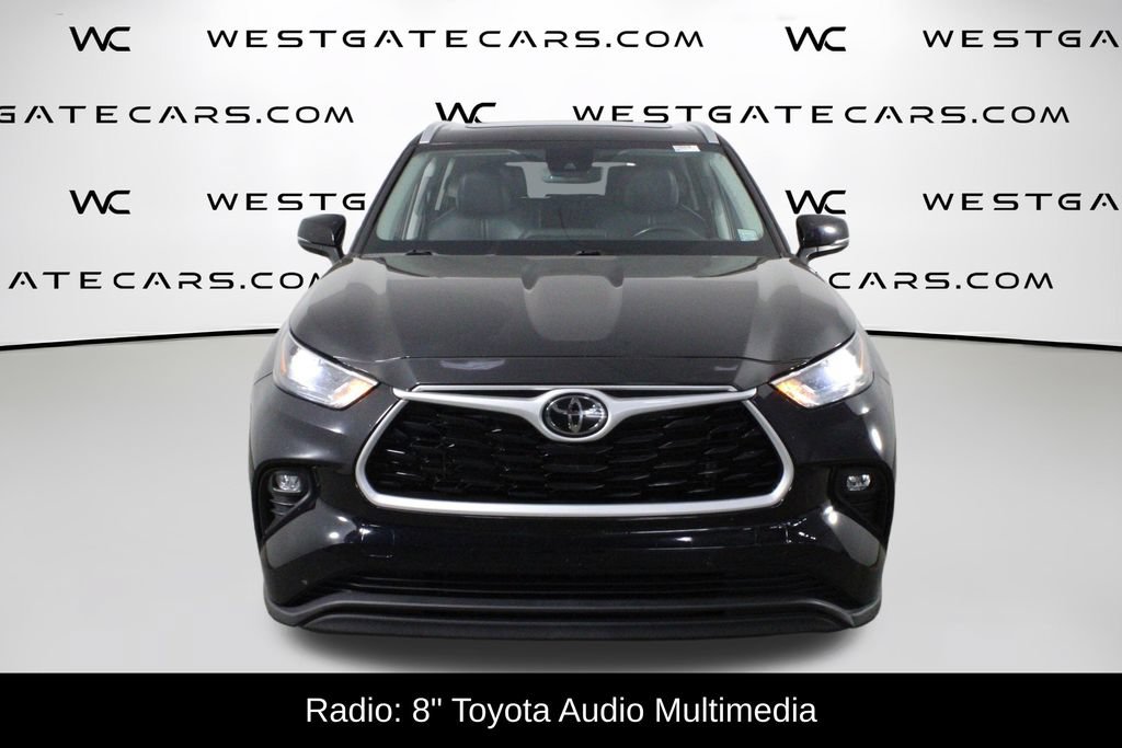 Used 2023 Toyota Highlander XLE FWD video 2
