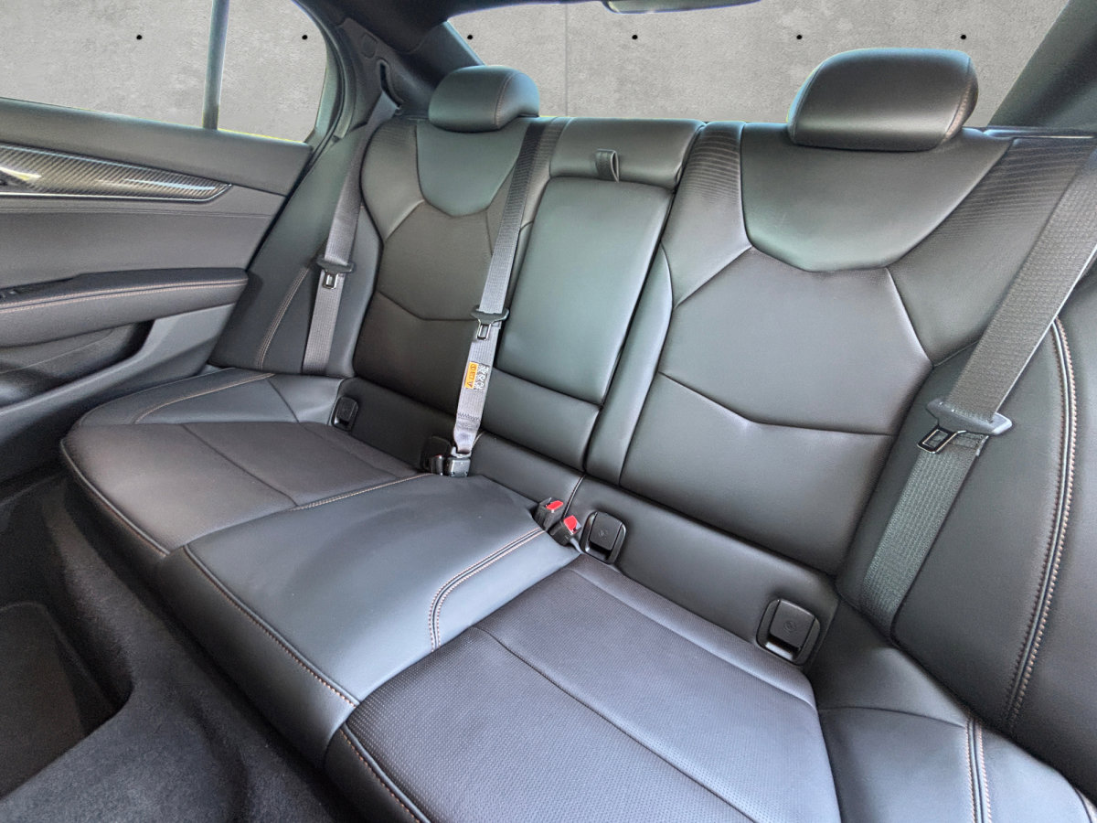 Used 2025 Cadillac CT5 Sport image 27