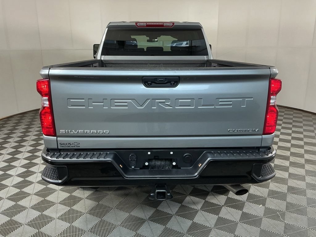 Used 2024 Chevrolet Silverado 2500 Custom w/ Custom Convenience Package AWD/4WD image 9