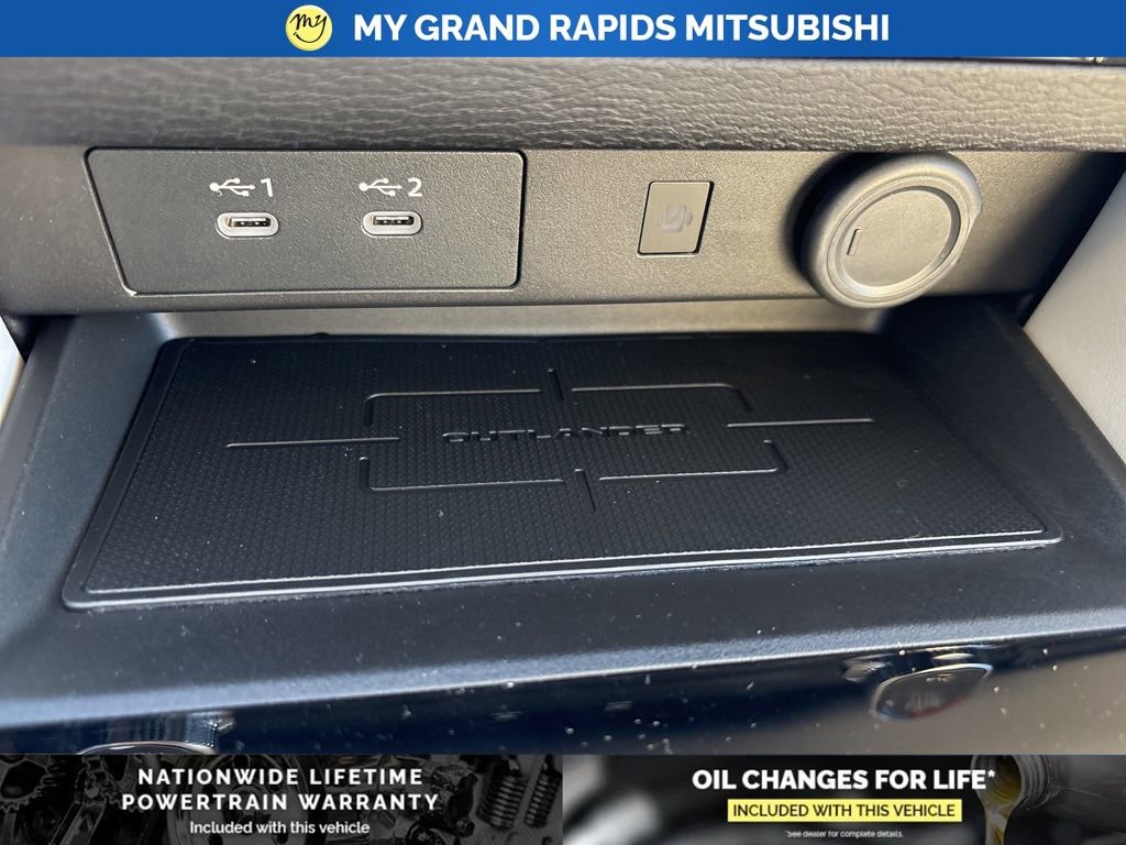 New 2026 Mitsubishi Outlander SEL image 25