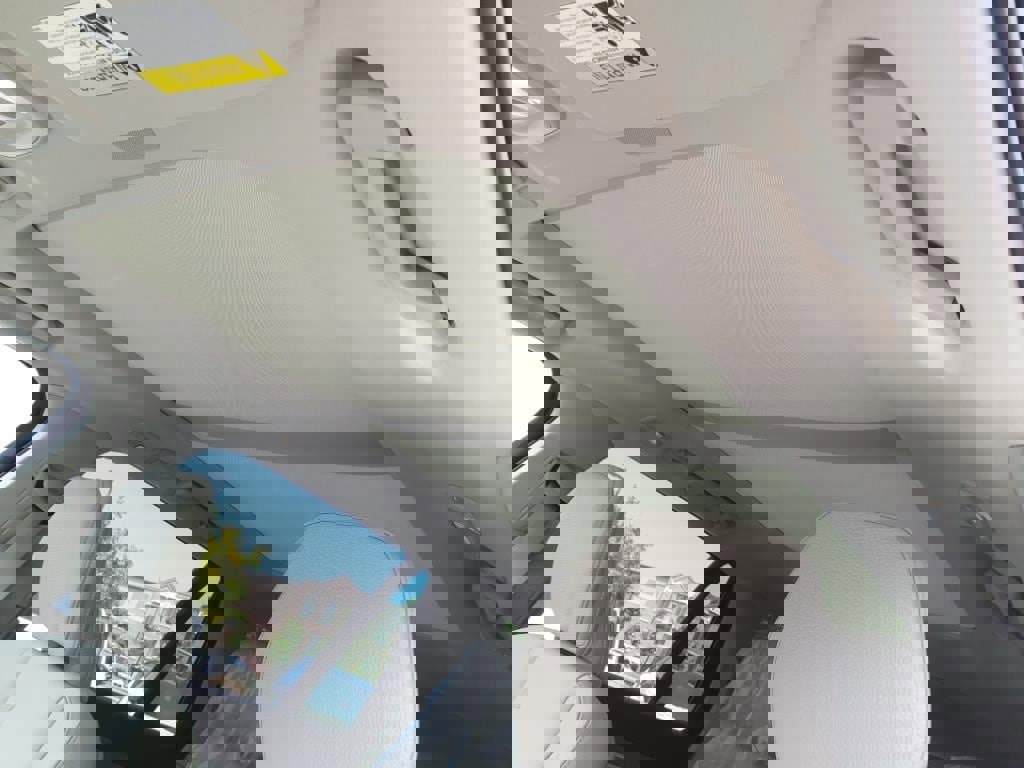 New 2025 Volvo XC90 B5 Plus w/ Protection Package Premier image 15