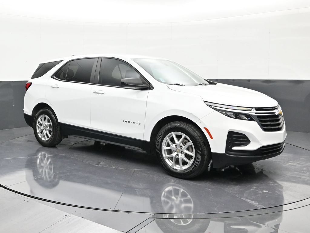 Used 2022 Chevrolet Equinox LS FWD image 7