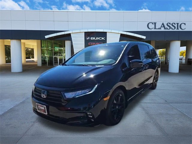 Used 2023 Honda Odyssey Sport image 3