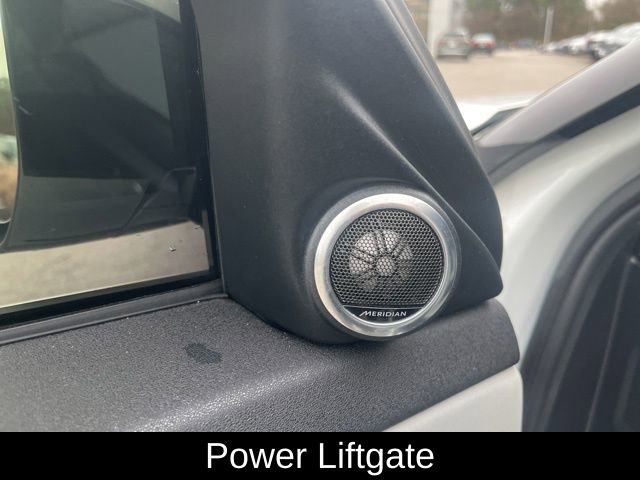 Used 2022 Land Rover Range Rover Evoque R-Dynamic SE image 14