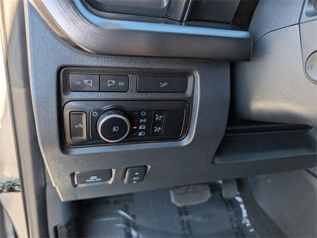 Certified 2024 Ford F350 Lariat w/ Chrome Package image 17