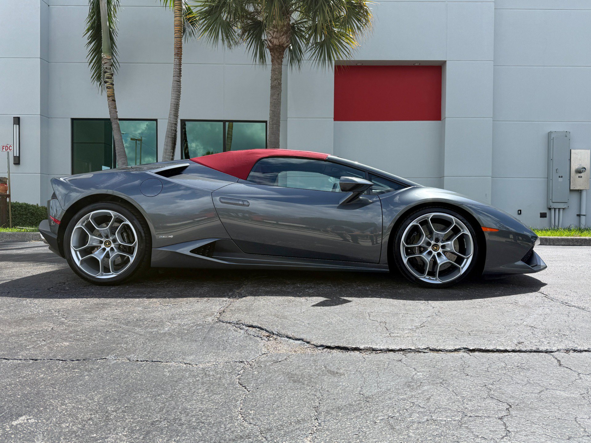 Used 2016 Lamborghini Huracan LP 610-4 AWD/4WD image 22
