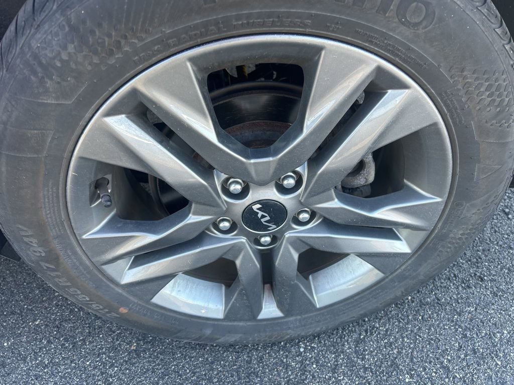 Certified 2023 Kia Seltos S AWD/4WD image 4