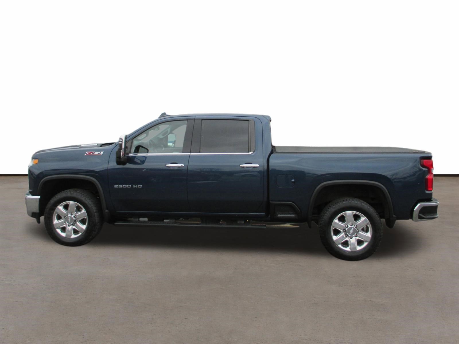 Used 2020 Chevrolet Silverado 2500 LTZ w/ LTZ Premium Package image 2