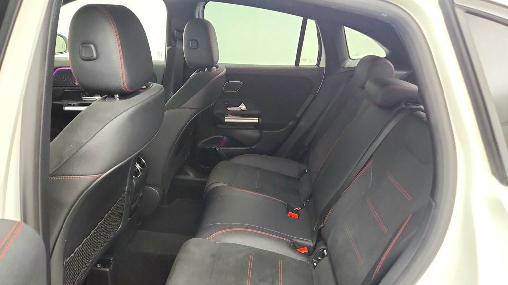 Used 2025 Mercedes-Benz GLA 250 4MATIC image 20