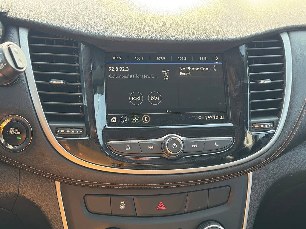 Used 2019 Chevrolet Trax LT w/ LT Convenience Package AWD/4WD image 19