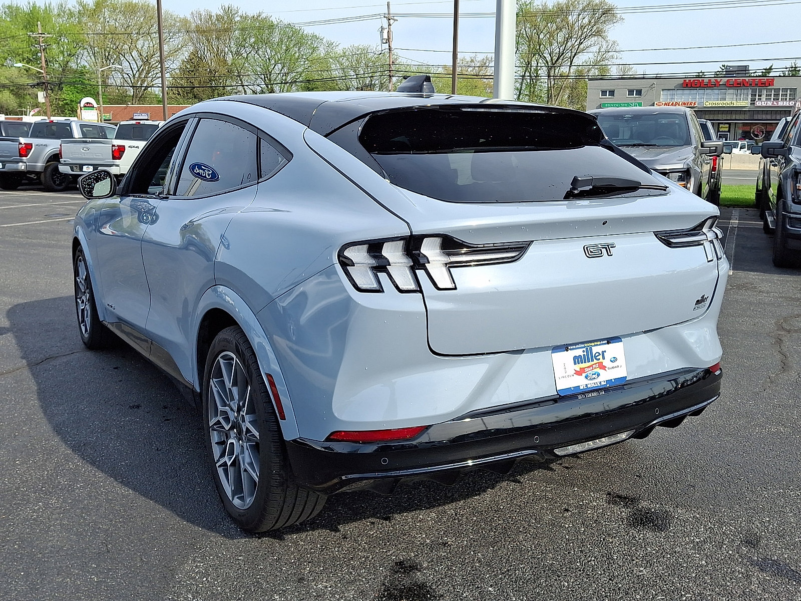 Used 2025 Ford Mustang Mach-E GT AWD/4WD image 4