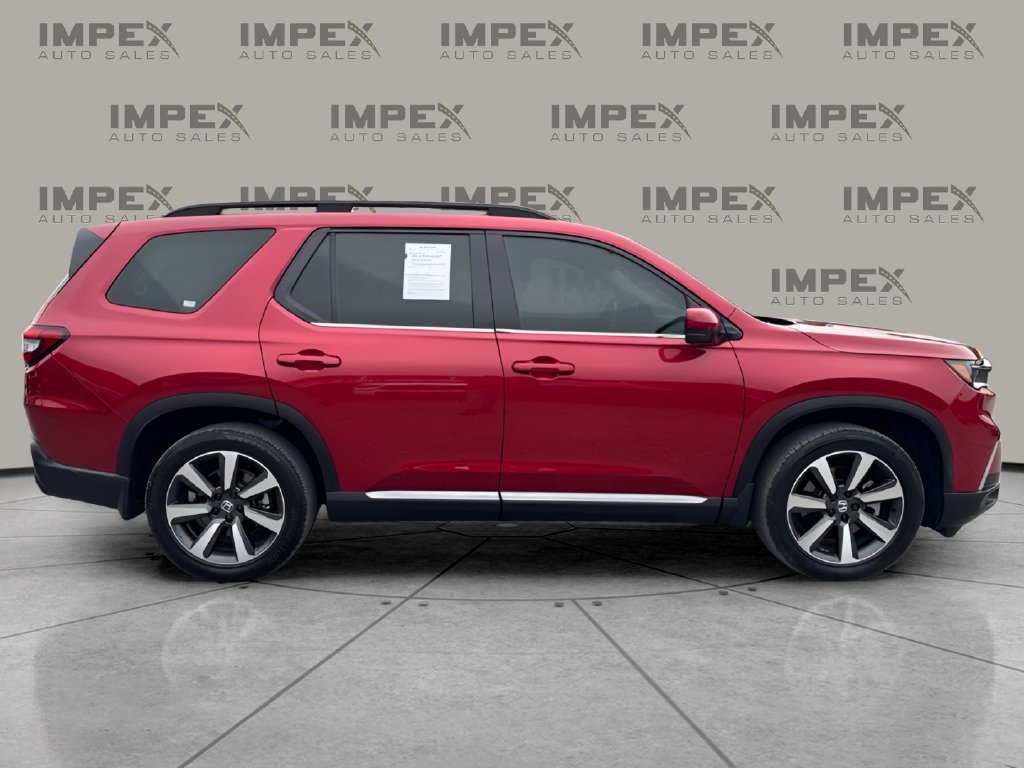 Used 2025 Honda Pilot Touring image 6