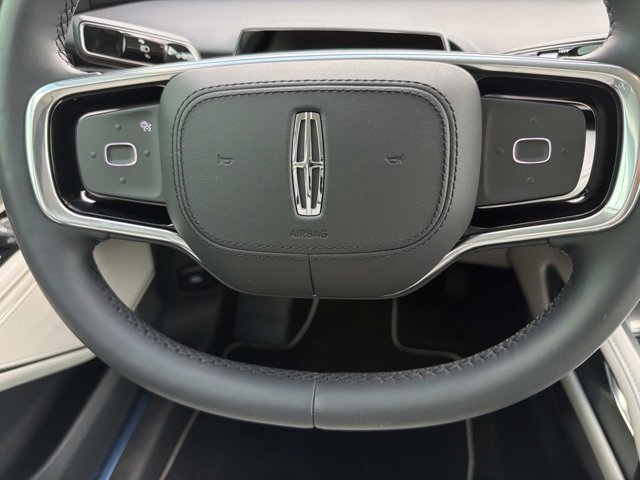 New 2026 Lincoln Nautilus Premier image 26