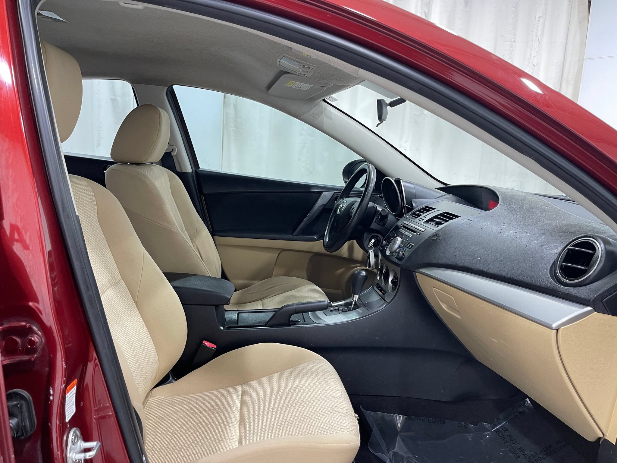 Used 2010 MAZDA MAZDA3 i Touring FWD image 28