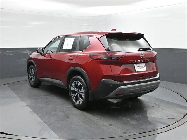 Used 2023 Nissan Rogue SV image 5