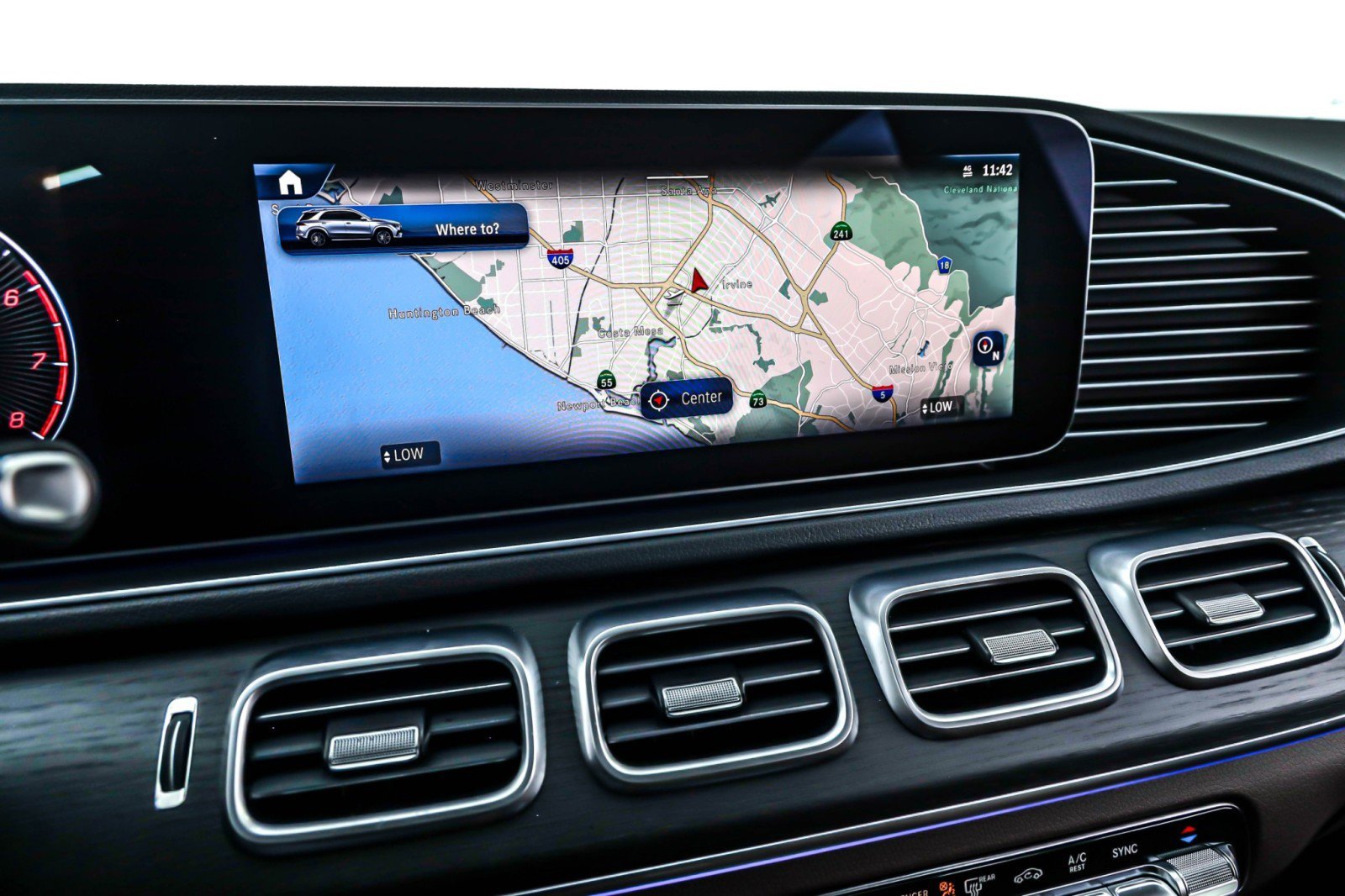 Certified 2025 Mercedes-Benz GLE 450 4MATIC image 21