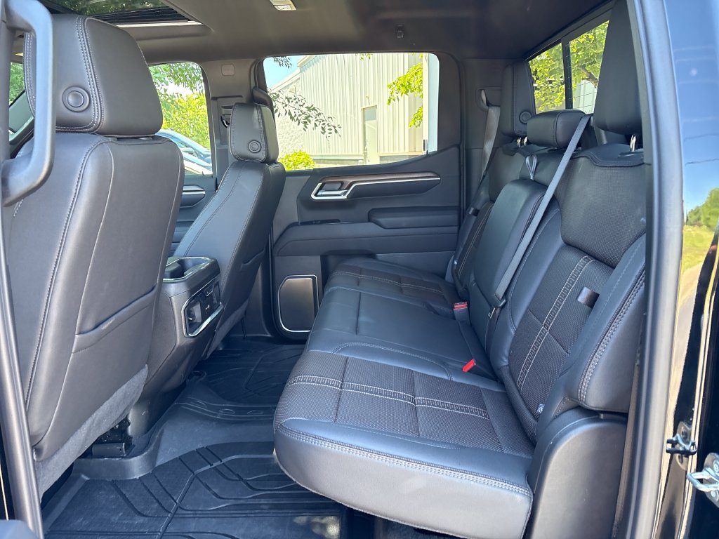 Certified 2026 Chevrolet Silverado 1500 High Country w/ High Country Premium Package AWD/4WD image 41