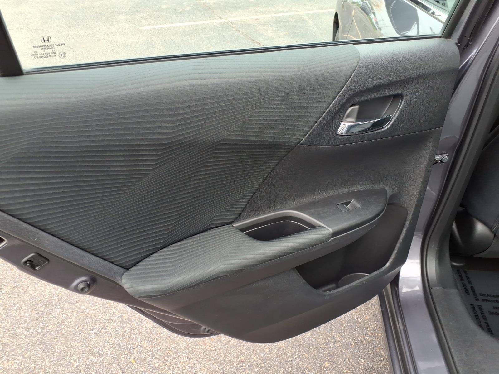 Used 2015 Honda Accord LX image 8