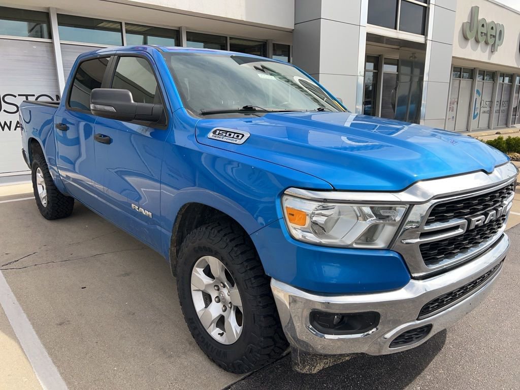 Used 2023 RAM 1500 Big Horn AWD/4WD image 3