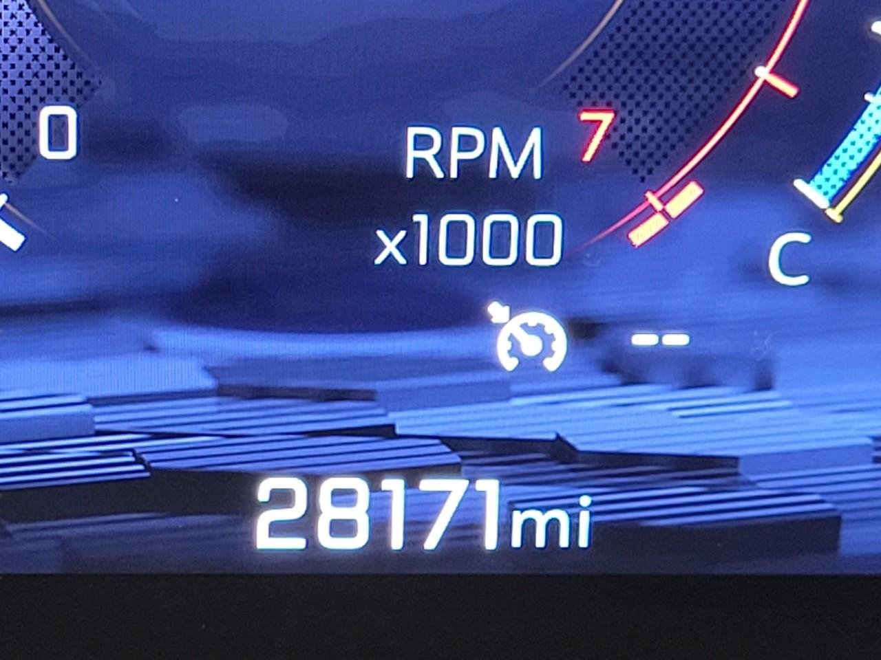 Used 2025 Chevrolet Suburban Z71 AWD/4WD image 3