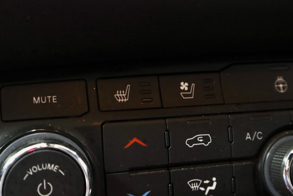 Used 2023 Dodge Durango R/T AWD/4WD image 5