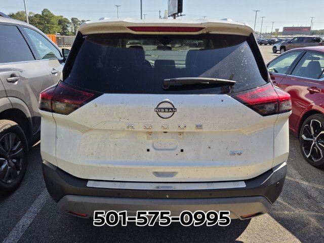 Used 2023 Nissan Rogue SV w/ SV Premium B Package FWD image 3