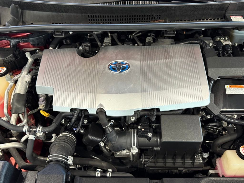 Certified 2018 Toyota Prius Prime Advanced image 32