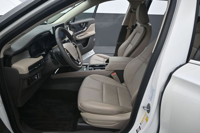 Used 2024 Lincoln Corsair AWD w/ Equipment Group 101A image 11