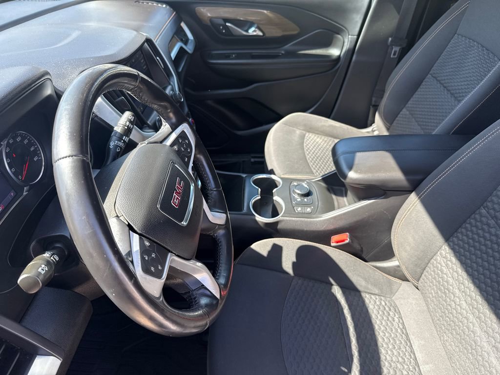 Used 2021 GMC Terrain SLE w/ Driver Convenience Package FWD image 17