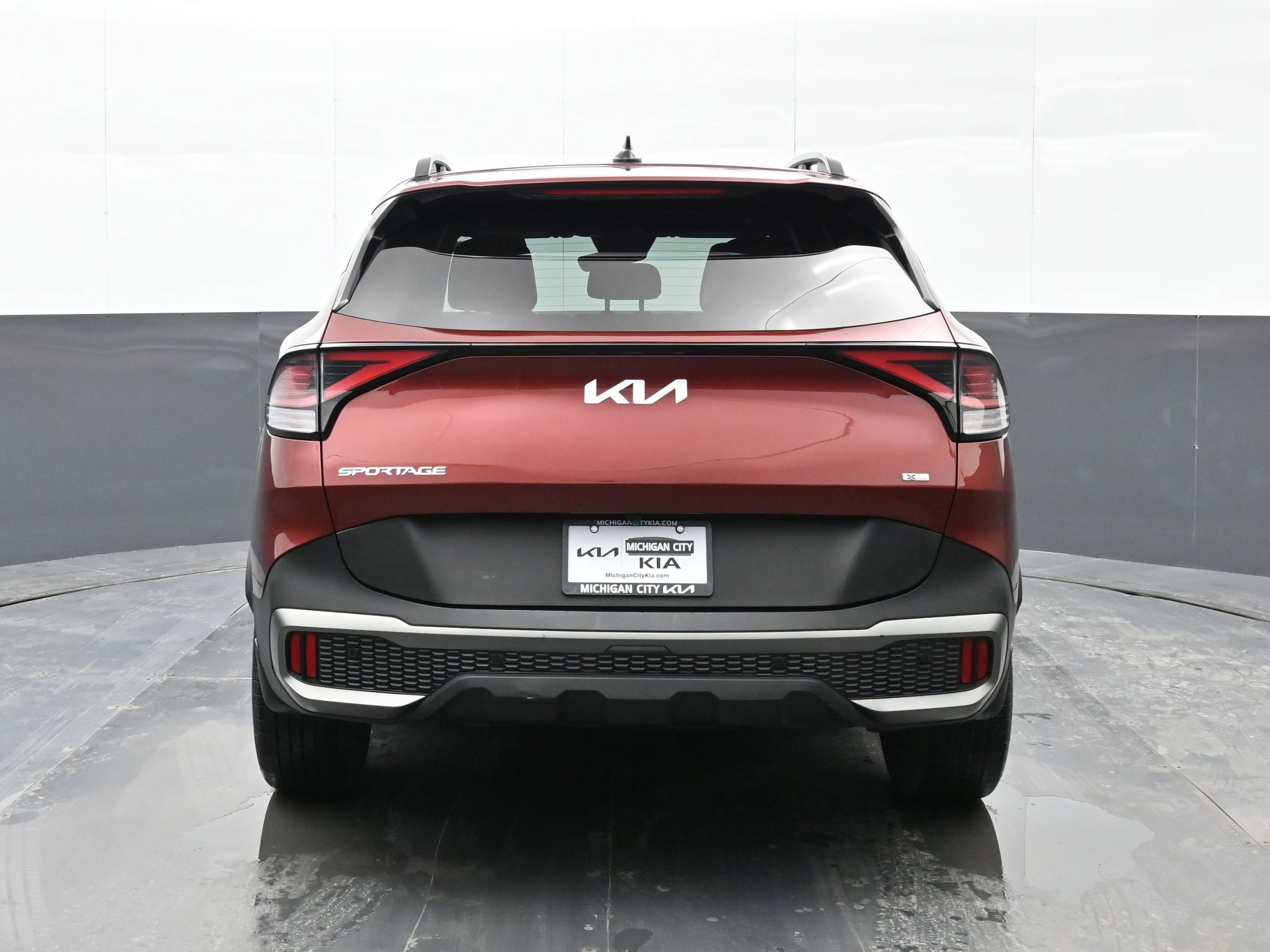 Used 2023 Kia Sportage X-Line w/ X-Line Premium Package image 3