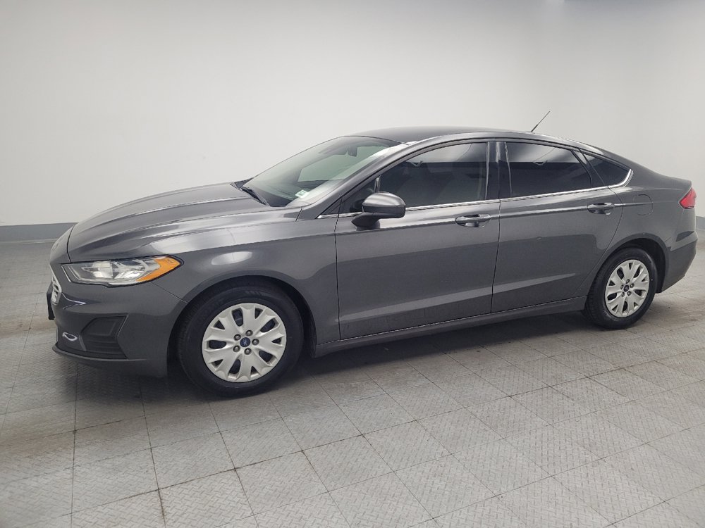 Used 2019 Ford Fusion S FWD image 2