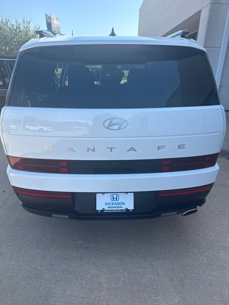 Used 2026 Hyundai Santa Fe SEL FWD image 5