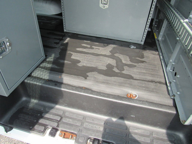 Used 2015 Chevrolet Express 2500 RWD image 20