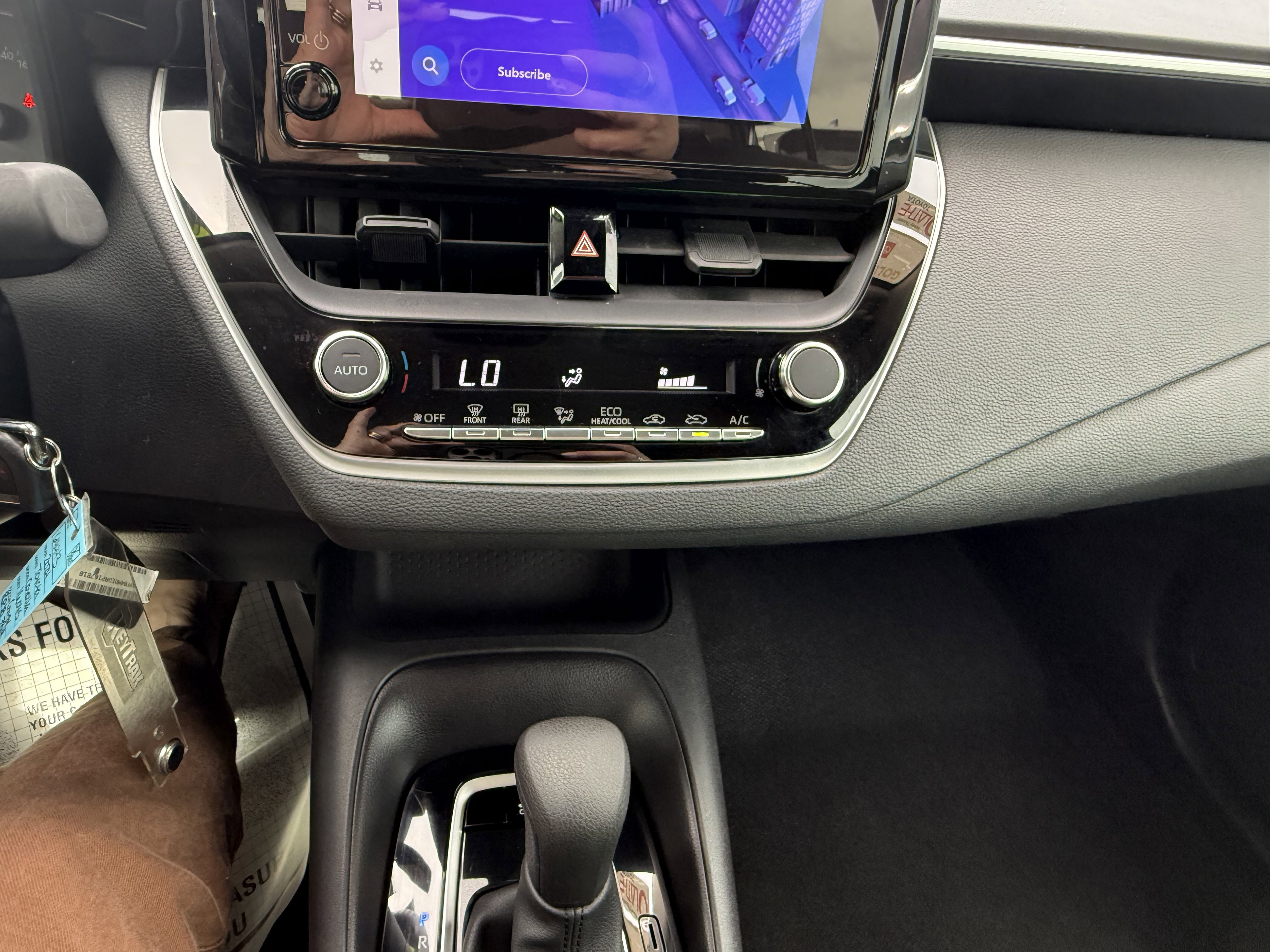Certified 2024 Toyota Corolla LE FWD image 10