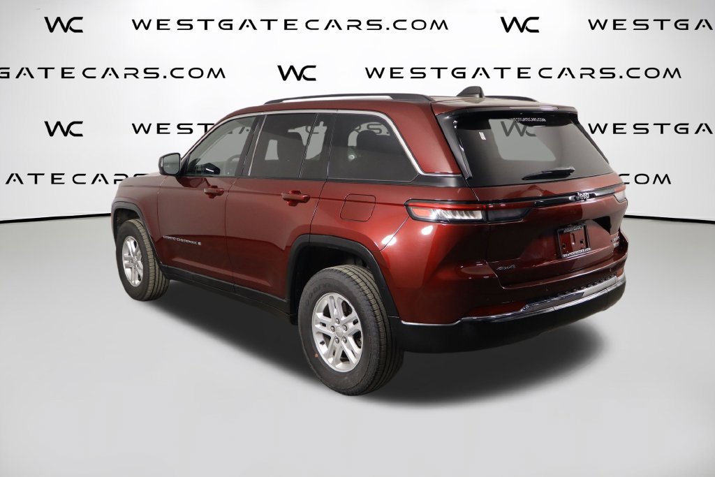 Used 2023 Jeep Grand Cherokee Laredo w/ Trailer Tow Prep Group (B) AWD/4WD image 45