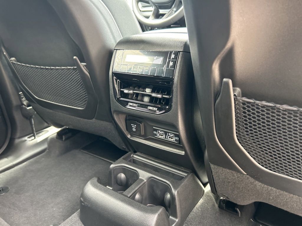 Used 2024 Jeep Grand Cherokee L Laredo w/ Luxury Tech Group I image 49