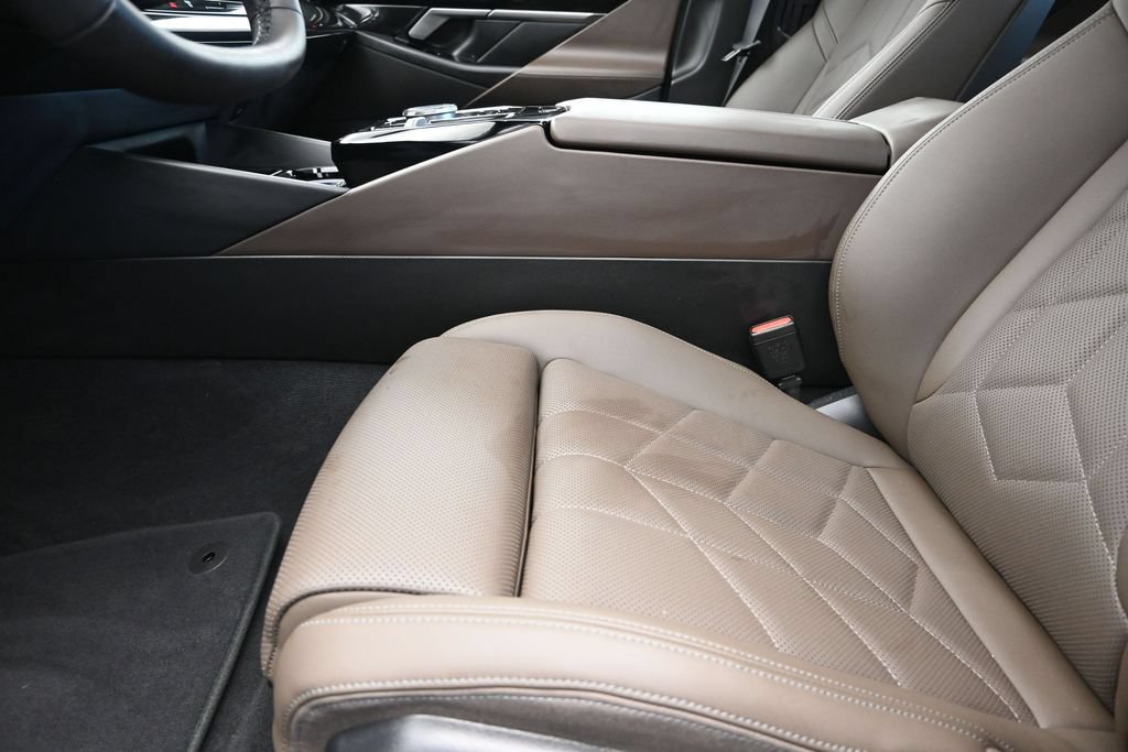 Certified 2026 BMW 530i RWD image 13
