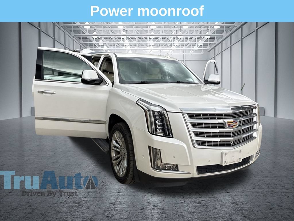 Used 2017 Cadillac Escalade Premium Luxury w/ LPO, Radiant Package AWD/4WD image 10