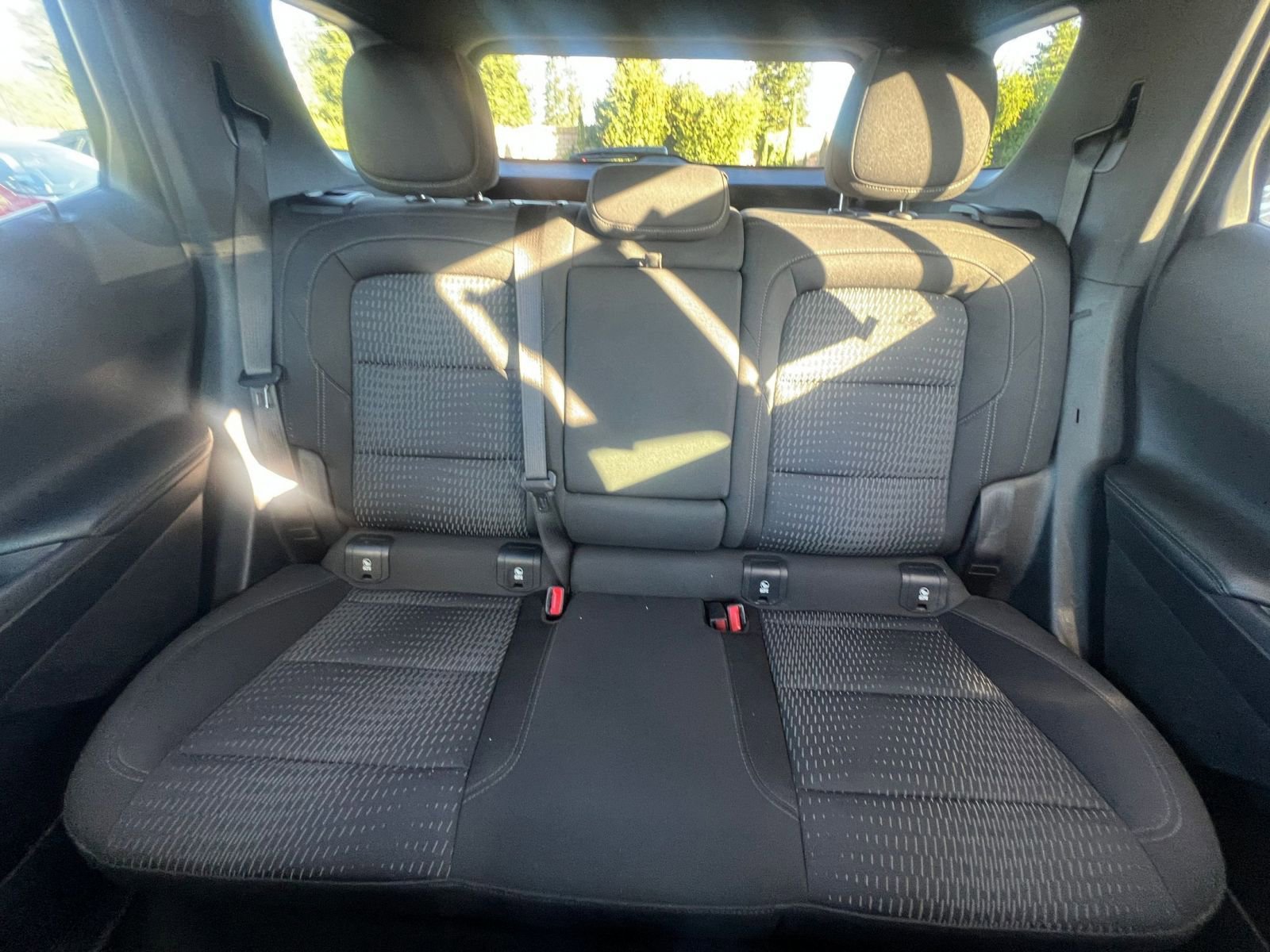 Used 2025 Chevrolet Equinox LT image 38