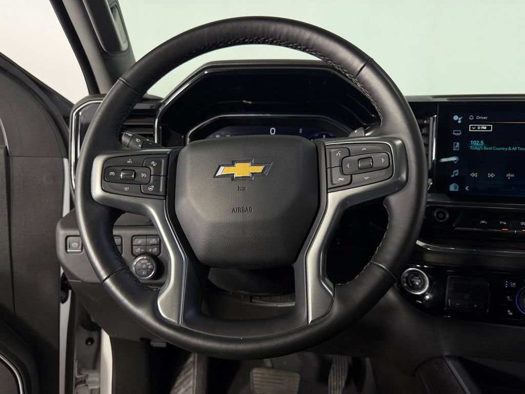 Used 2023 Chevrolet Silverado 1500 LTZ AWD/4WD image 30