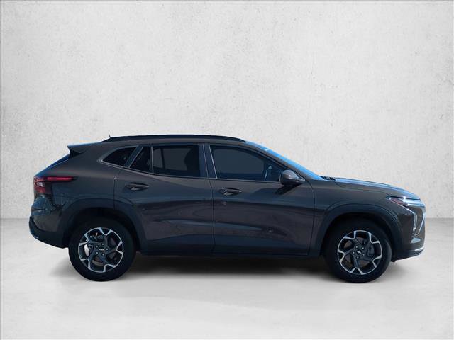 Certified 2024 Chevrolet Trax LT w/ Sunroof Package FWD image 4