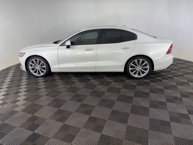 Used 2020 Volvo S60 T5 Momentum FWD image 8